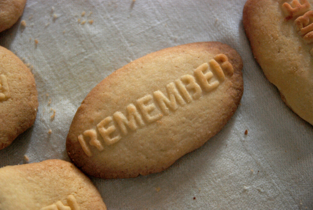2_Eat-to-Remember-Eat-to-Forget_Martina-von-Holn-1024×687